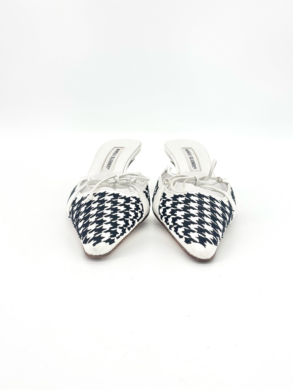 Manolo Blahnik Vintage Houndstooth Bow Pointed Toe Mules Sandals 38.5 - Picture 2 of 8